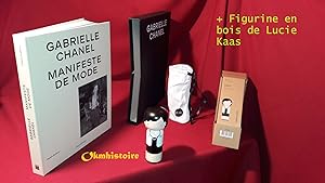 Gabrielle CHANEL - Catalogue officiel version française . MANIFESTE DE MODE --------- + 1 figurin...