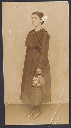 Donna elegante con cestino, Moda, Fashion, 1910 Fotografia vintage, Old photo