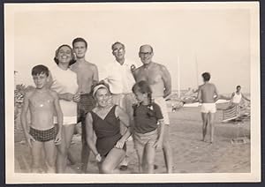Italia 1960, Vasto (CH), Turisti in spiaggia, Foto epoca, Vintage Photo