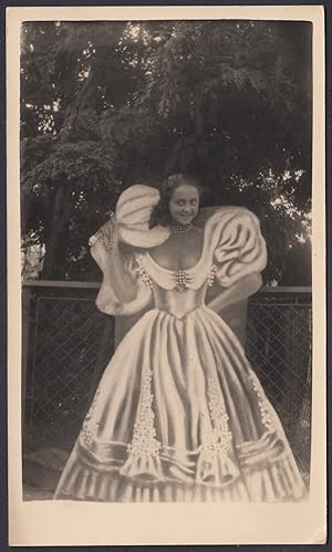 Mariolina vestita da principessa, Moda, Fashion, 1950 Fotografia vintage