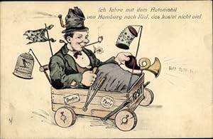 Künstler Ansichtskarte / Postkarte Scheuermann, W., Mann im Automobil aus Holz, Reise von Hamburg...