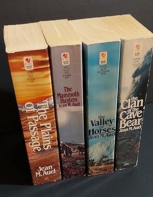 The Clan of The Cave Bear Saga - Earths Children - Book Lot (4)