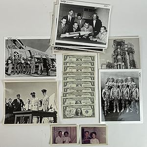 ORIGINAL "MERCURY SEVEN" PHOTOGRAPH AND SIGNED CURRENCY COLLECTION
