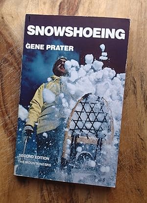 SNOWSHOEING : (2nd Edition)