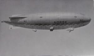 De eerste vlucht over de Noordpool. Vertaald door Louis Blok.