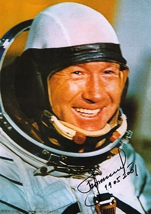 Large photo signed and dated, (Aleksey, 1934-2019, Russian Cosmonaut, the first man to climb out ...