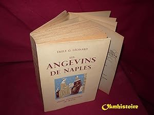 LES ANGEVINS DE NAPLES