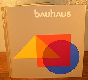 BAUHAUS (en français, éditions abrégée du catalogue de l’exposition de 1968)