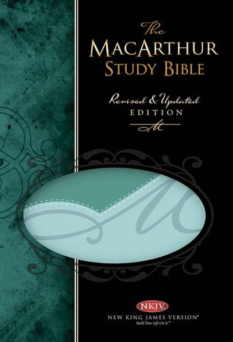 The MacArthur Study Bible New King James Version: Green Leathersoft