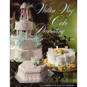 Wilton Way of Cake Decorating: Volume Two