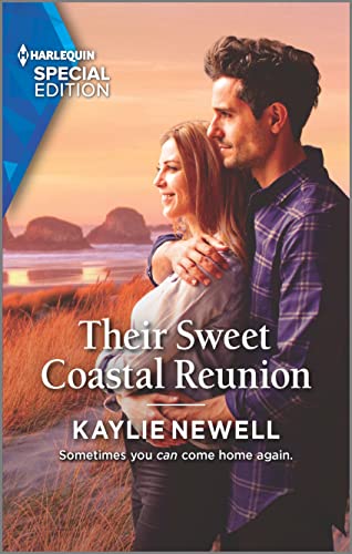 Their Sweet Coastal Reunion (Sisters of Christmas Bay, 1)