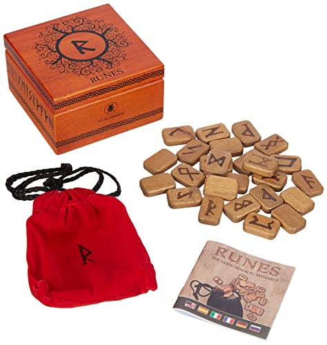 Deluxe Wooden Runes: 25 wooden runes in wooden box
