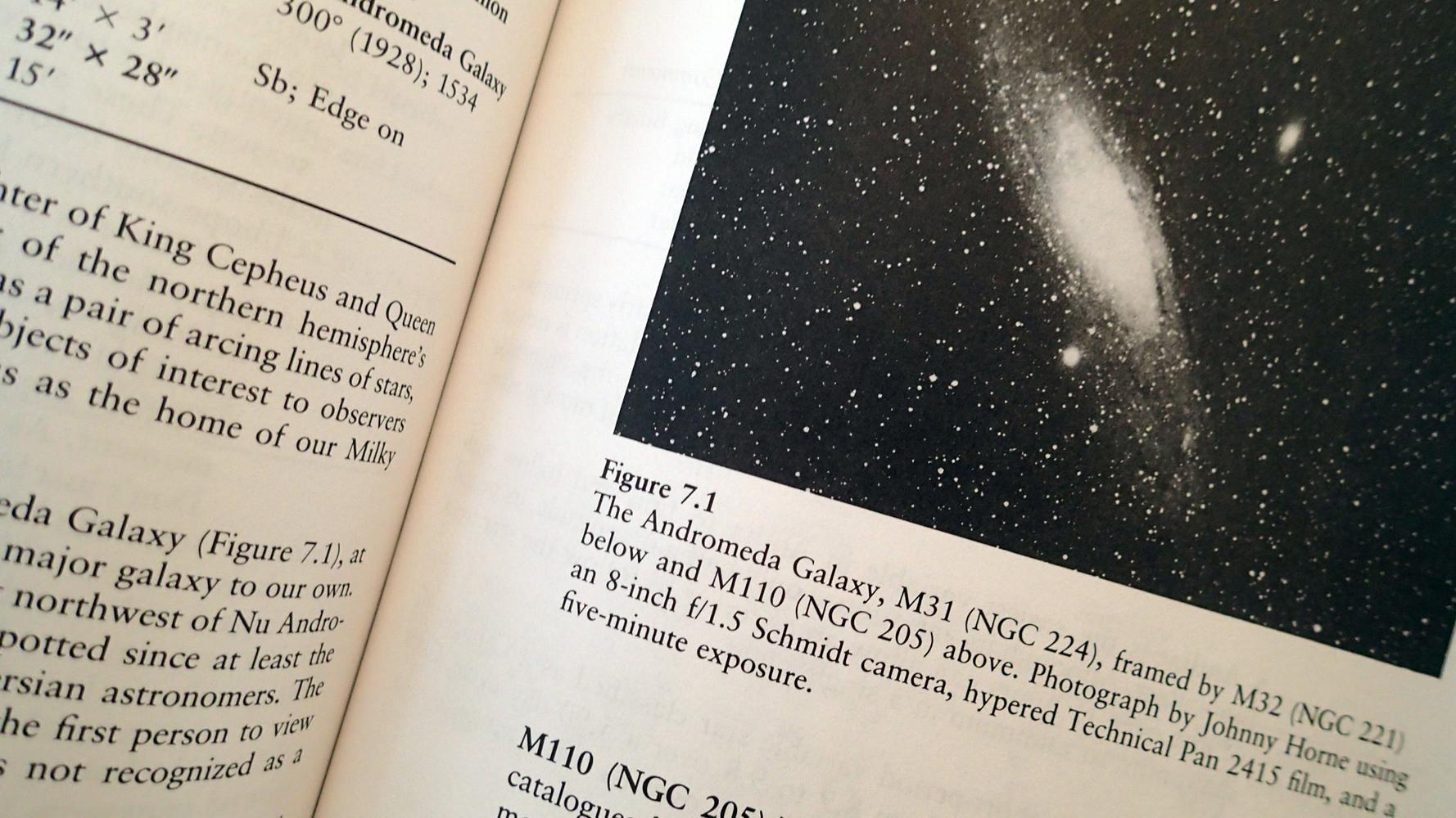 Touring the Universe through Binoculars: A Complete Astronomers Guidebook (Wiley Science Editions)