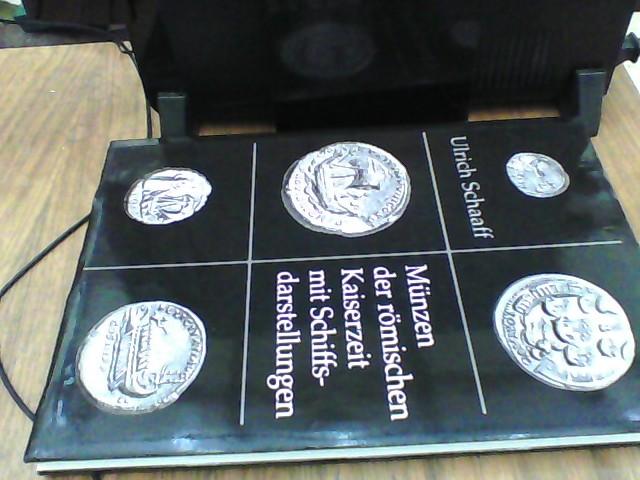 Münzen der römischen Kaiserzeit mit Schiffsdarstellungen im Römisch-Germanischen Zentralmuseum (Kataloge vor- und frühgeschichtlicher Altertümer)