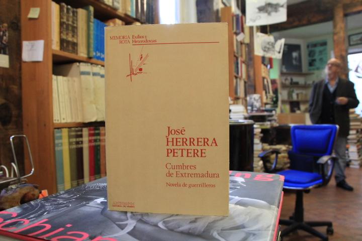 18776775035 - Cumbres de extremadura. Novela de guerrilleros (José Herrera Petere, 1945) - (Audiolibro Voz Humana)