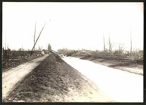 Photo 1.WK, Fotograf unbekannt, Ansicht Chauny, Beschuss deutscher Truppen 1917, pont détruit