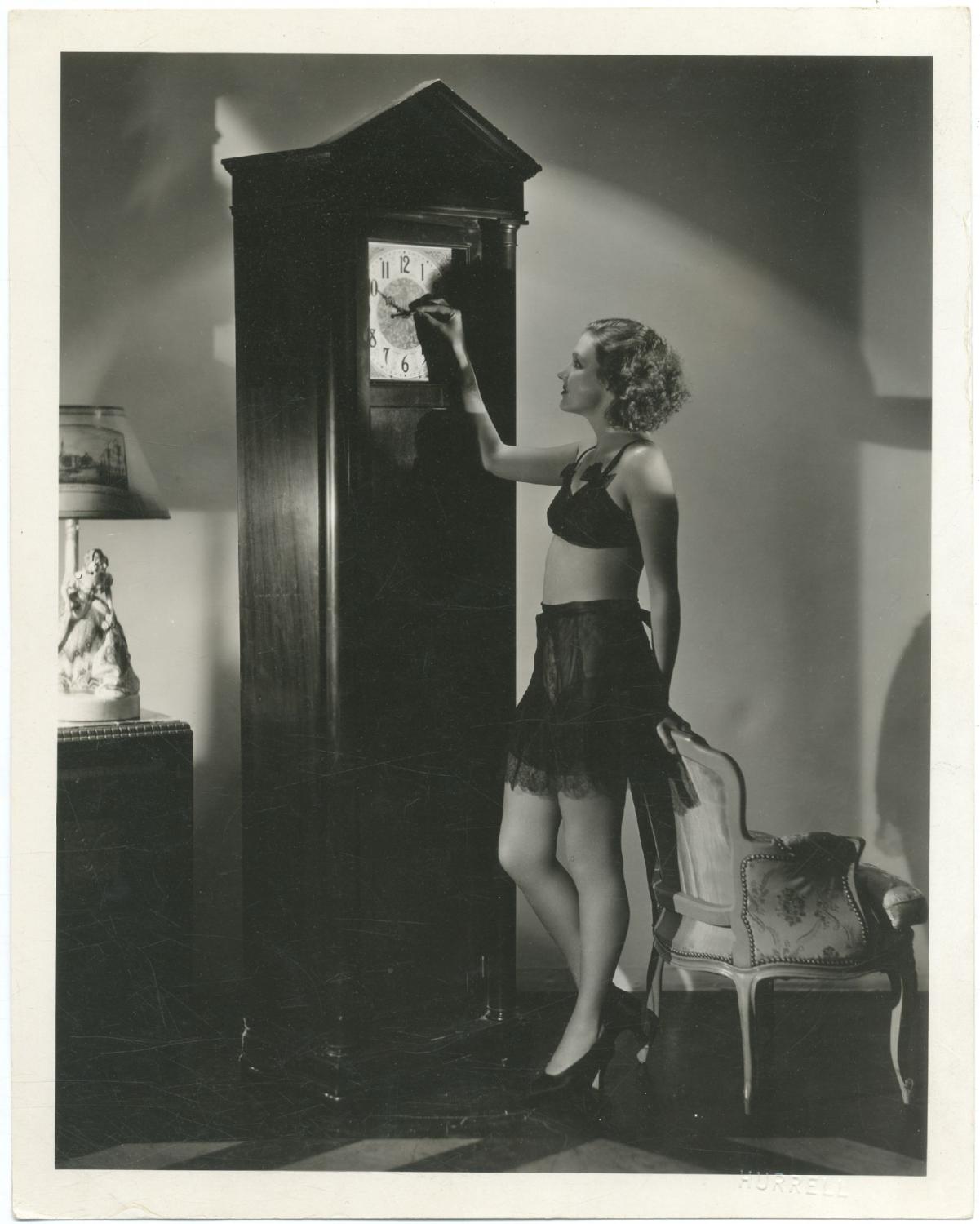 (Press photograph): Portrait of Astrid Allwyn setting a... Barnebys