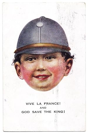 Bambino che ride con elmetto in testa. "Vive la France! And God save the King". "Artistique" Seri...