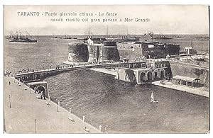 Taranto - Ponte girevole chiuso - Le forze navali riunite col gran pavese a Mar Grande.