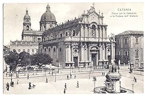 Catania - Piazza con la Cattedrale e la Fontana dell'Elefante.