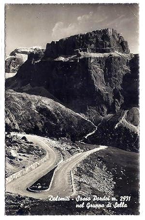 Dolomiti - Sasso Pordoi m. 2951 nel Gruppo Sella (Bolzano).