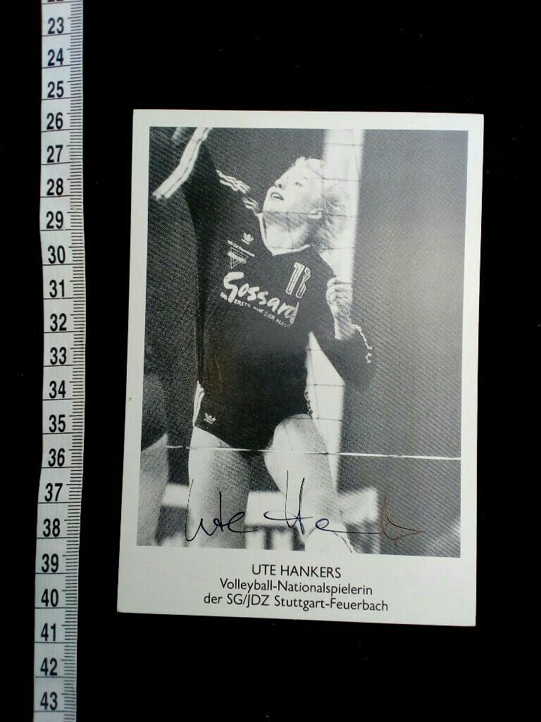 Handsignierte Autogrammkarte. original hand signed autograph card with picture of the famous german volleyball player.