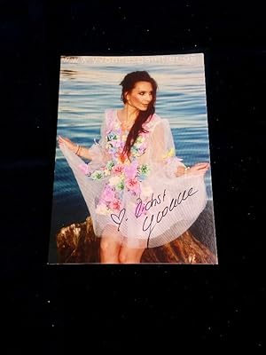 signierte Autogrammkarte; handsigned autograph card. German model and actress. Deutsches Modell u...