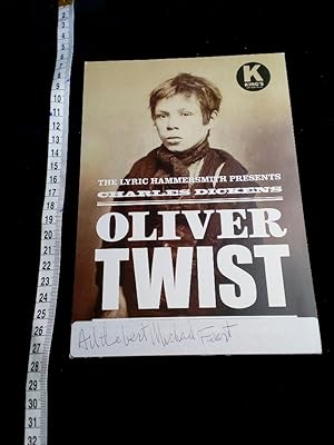 Originaler Theaterflyer zu dem Stück Oliver Twist von Charles Dickens handsigniert von Hauptdarst...