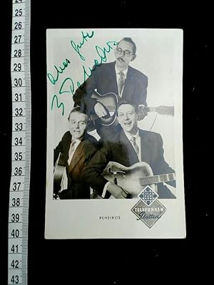 Original-Foto signiert. Original handsigned photo of the famous german music group.