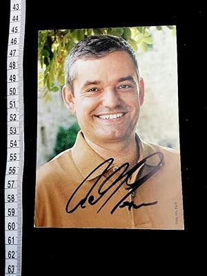 Autogrammkarte mit eigenhändiger Unterschrift. original hand signed autograph card with picture o...