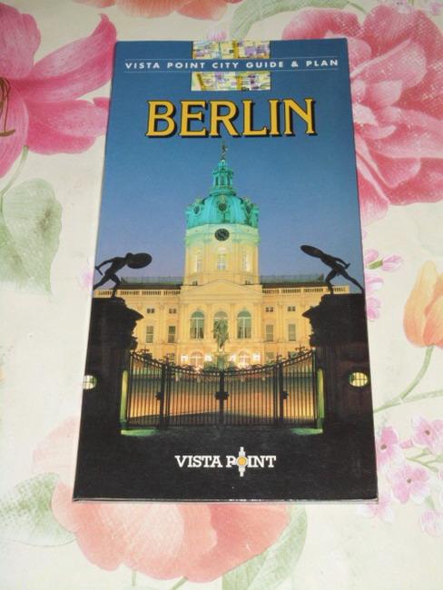 Berlin. City Guide und Plan