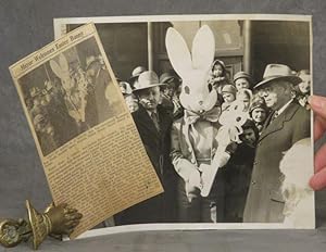 Unsettling photos of the Easter Bunny (1948)
