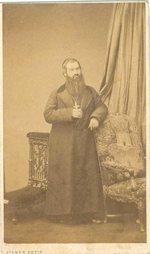 Portrait photographique de l¿homme d¿église au format carte de visite