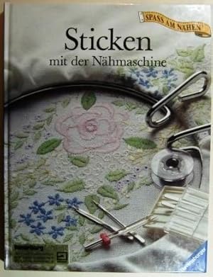 Sticken mit der Nähmaschine.