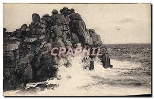 Carte Postale Ancienne Vagues sur des rochers