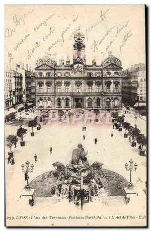 Carte Postale Ancienne Lyon Place des Terraux Fontaine Batholdi et l'hôtel de ville