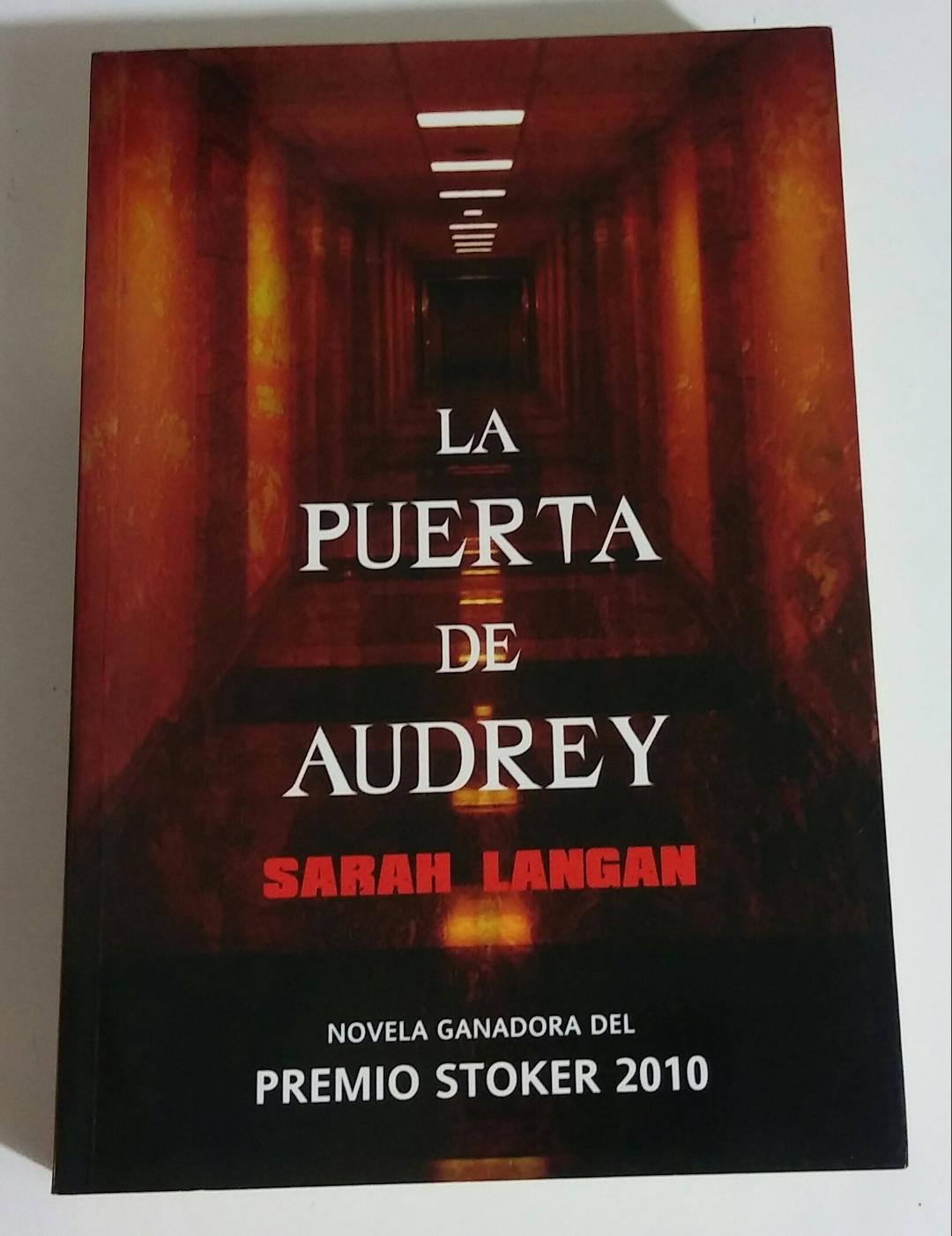 la puerta de audrey de sarah langan