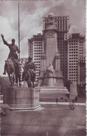 MADRID. Monumento a Cervantes.