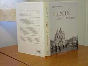VILNIUS - City of Strangers