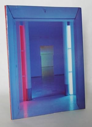 Installationen in fluoreszierendem Licht 1989-1993. Katalog zur Ausstellung, Frankfurt 1993.