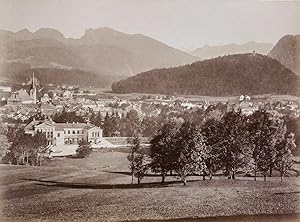Ansicht von Bad Ischl vom Kaiserlichen Park. Original Fotografie; Albumin-Abzug (ca. 1885). Bildf...