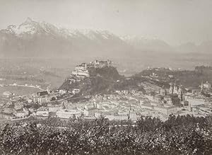 Salzburg vom Kapuzinerberg. Original Fotografie; Albumin-Abzug (ca. 1885). Bildformat: 19,3 x 26,...