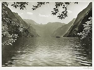 See in Oberbayern. Original Fotografie. Silbergelantine-Abzug (1950er Jahre?). Bildformat: 19,2 x...