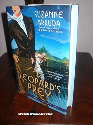 The Leopard's Prey: A Jade Del Cameron Mystery : ++++FOR THE DISCERNING COLLECTOR, A BEAUTIFUL AM...