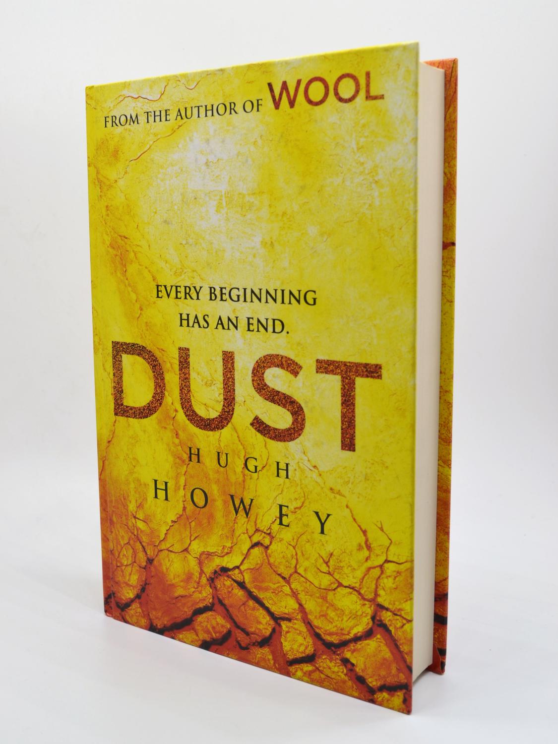 dust novel hugh howey dust novel hugh howey