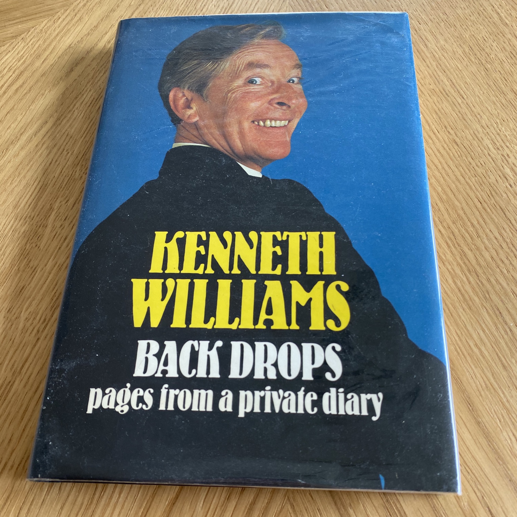 29+ Book The Kenneth Williams Diaries Background
