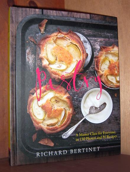 Pastry: A Master Class for Everyone, in 150 Photos and 50 Recipes
