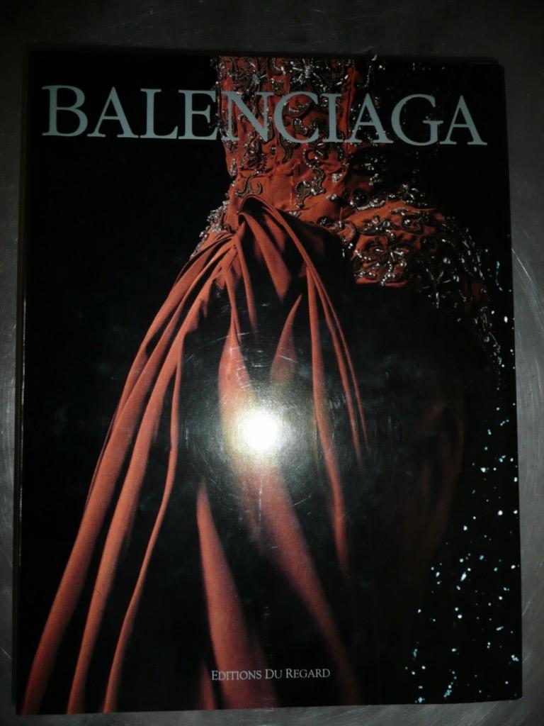 cristobal balenciaga libro