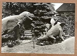 Alte Ansichtskarte/AK/Postkarte: Kleinwelka (Kr. Bautzen) - Saurierparkanlage