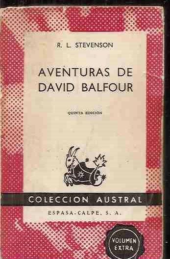 David Balfour, un muchacho atrevido y orgulloso como el Jim de La isla del Tesoro, se ve envuelto en una doble serie de aventuras: las producidas por su propia situación personal —un huérfano a quien le han usurpado la herencia— y las derivadas de su encuentro con Alan Breck, que lo sumergen en el transfondo sociopolítico de las secuelas de la guerra civil inglesa del siglo XVIII, mientras se inicia en su nueva condición de adulto.